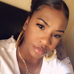 Meet your Posher, Brandy